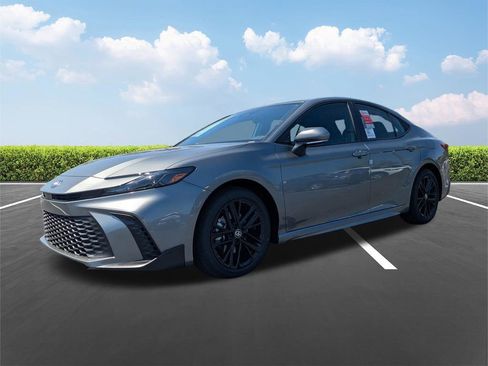 New 2026 Toyota Camry SE w/ Convenience Package FWD image 8
