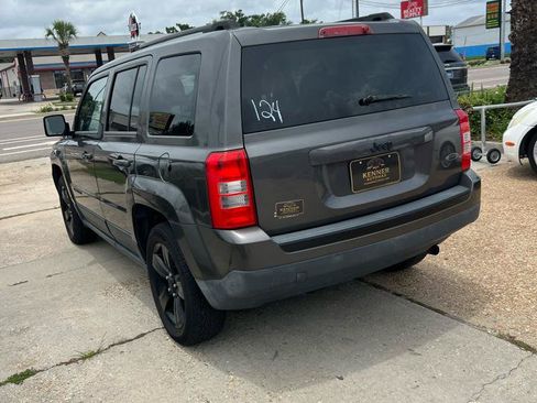 Used 2015 Jeep Patriot Sport w/ Power Value Group FWD image 5