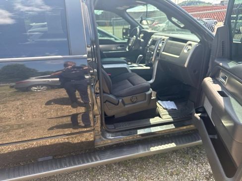 Used 2013 Ford F150 FX2 w/ Mid Equipment Group RWD image 4