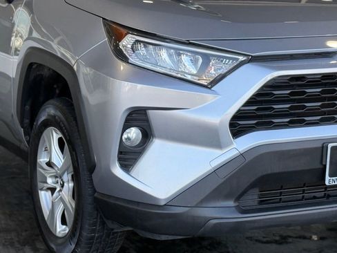 Used 2019 Toyota RAV4 XLE w/ Carpet Mat Package image 8