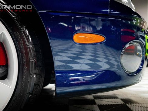 Used 2005 Pontiac GTO image 32