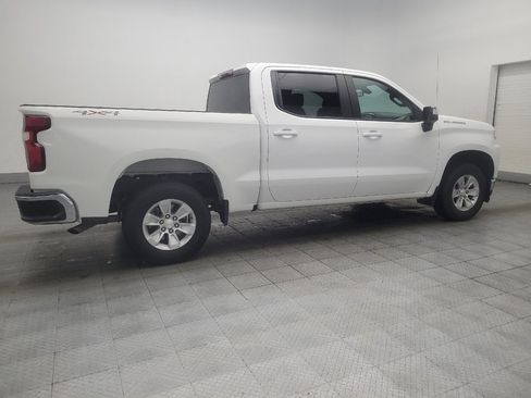 Used 2022 Chevrolet Silverado 1500 LT AWD/4WD image 10