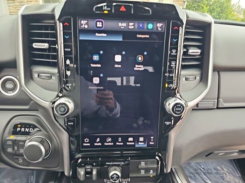New 2026 RAM 1500 4x4 Crew Cab image 21