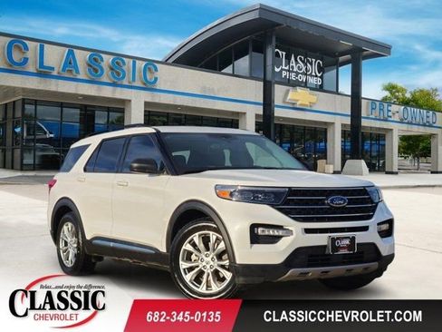 Used 2021 Ford Explorer XLT w/ Equipment Group 202A image 1