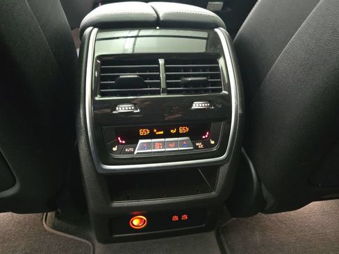 Used 2024 BMW X7 xDrive40i AWD/4WD image 26