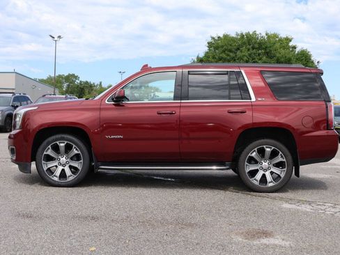 Used 2019 GMC Yukon SLT AWD/4WD image 8