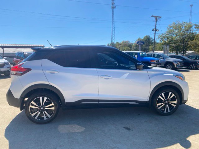 Used 2019 Nissan Kicks SR FWD image 6
