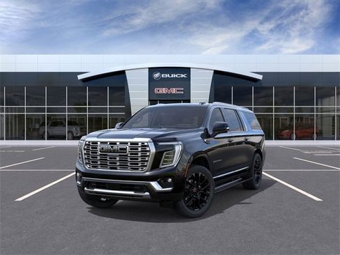 New 2026 GMC Yukon XL Denali image 8