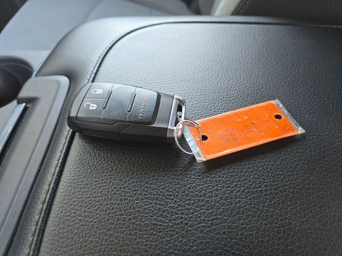 Used 2023 RAM 2500 Big Horn w/ Level 1 Equipment Group image 28