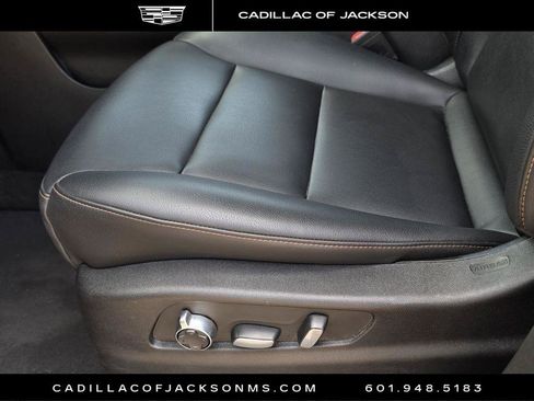 Certified 2023 Cadillac XT4 Sport FWD image 14