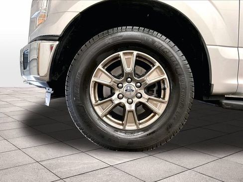 Used 2016 Ford F150 XLT w/ Equipment Group 302A Luxury AWD/4WD image 8