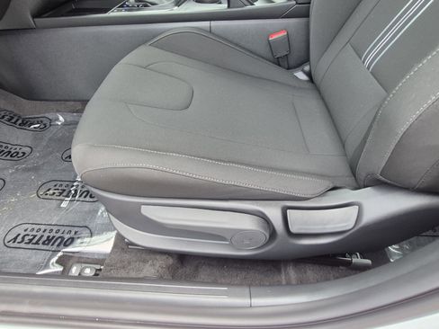 New 2026 Hyundai Elantra Sport FWD image 19