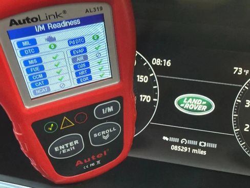 Used 2017 Land Rover Range Rover Supercharged AWD/4WD image 56