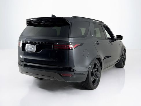 Used 2024 Land Rover Discovery Dynamic SE AWD/4WD image 5