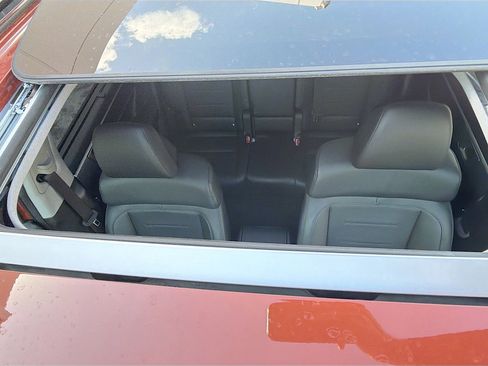 Used 2025 Hyundai Santa Fe Limited AWD/4WD image 15