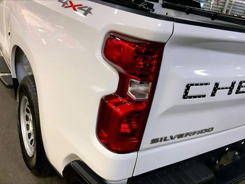 Used 2024 Chevrolet Silverado 1500 W/T AWD/4WD image 29