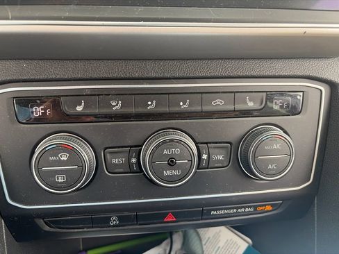 Used 2019 Volkswagen Atlas SE FWD image 14