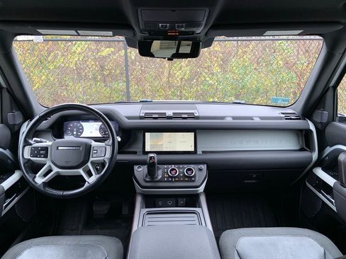 Certified 2021 Land Rover Defender 110 SE image 18