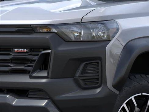 New 2026 Chevrolet Colorado Trail Boss AWD/4WD image 10