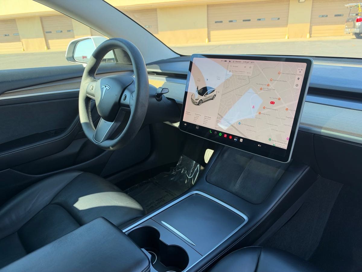 Used 2021 Tesla Model 3 Standard Range Plus RWD image 19