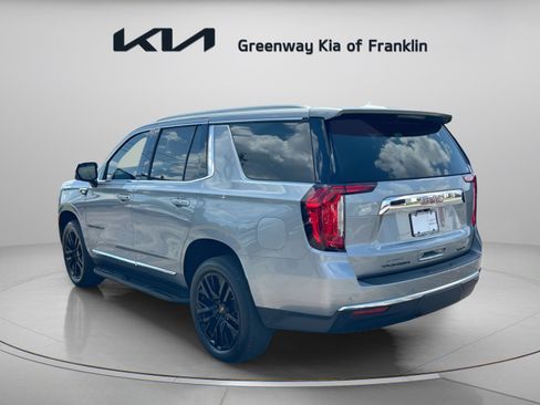 Used 2023 GMC Yukon SLT w/ SLT Luxury Package RWD image 5