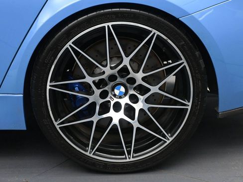 Used 2018 BMW M3 RWD image 15