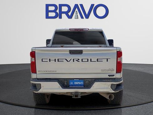 Used 2020 Chevrolet Silverado 2500 High Country w/ Z71 Off-Road Package AWD/4WD image 8