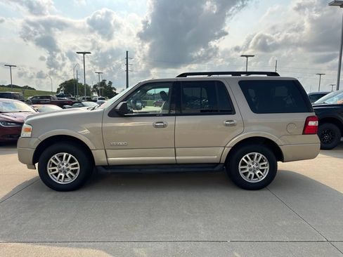 Used 2008 Ford Expedition XLT AWD/4WD image 15