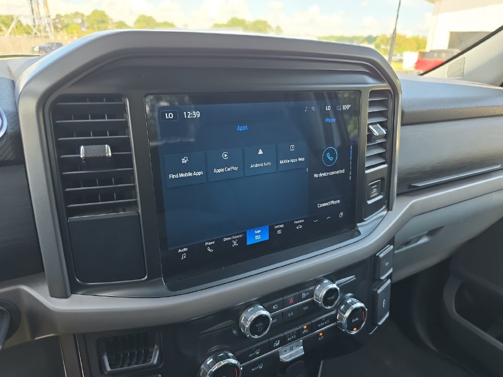 Used 2025 Ford F150 XLT w/ Equipment Group 301A Standard AWD/4WD image 19