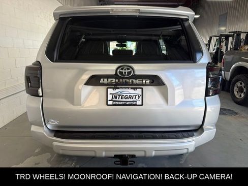 Used 2015 Toyota 4Runner Trail Premium AWD/4WD image 6