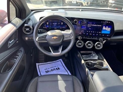 Used 2024 Chevrolet Blazer EV LT AWD/4WD image 24