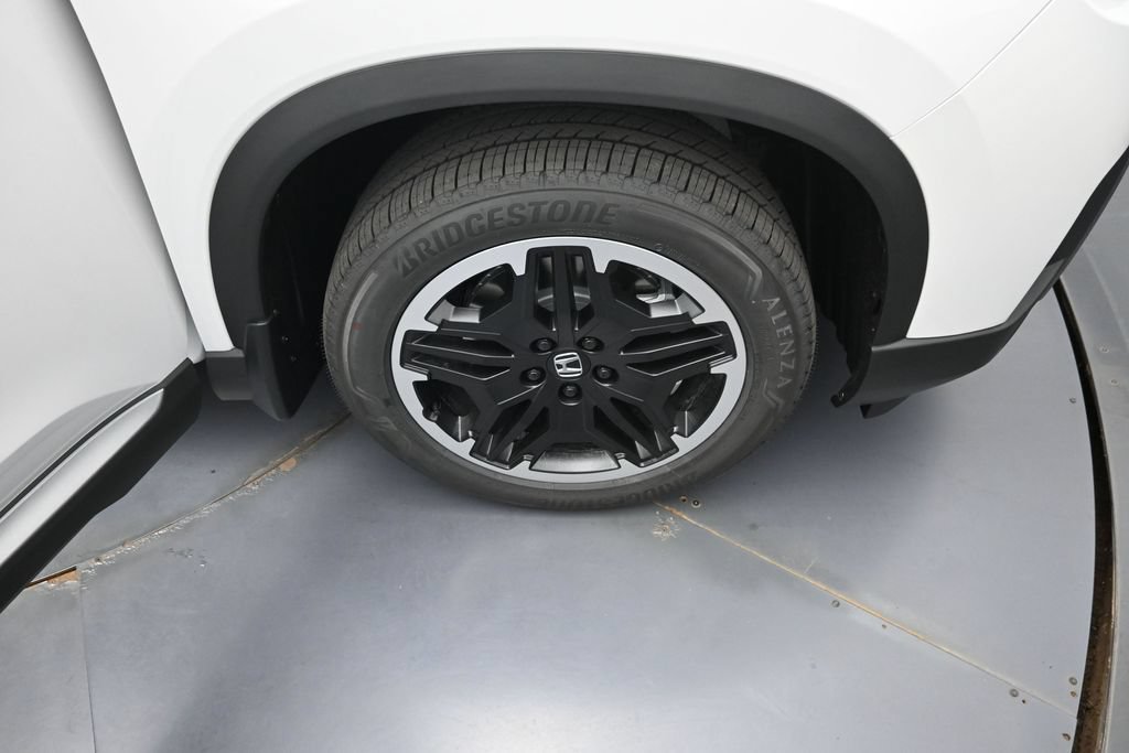New 2026 Honda Pilot Touring image 36