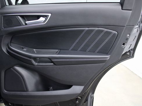 Used 2022 Ford Edge ST w/ Cargo Accessory Package image 19