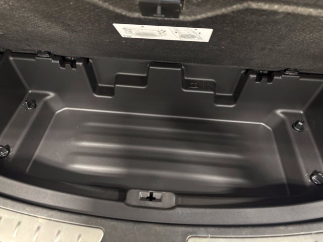 Used 2023 Buick Enclave Essence FWD image 31