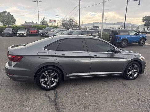 Used 2020 Volkswagen Jetta R-Line FWD image 5