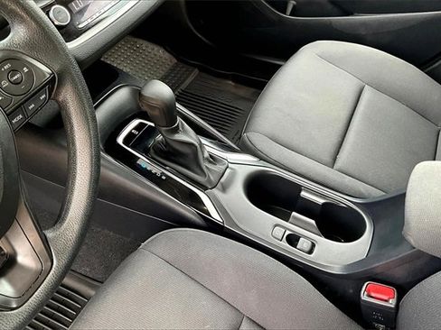 Used 2024 Toyota Corolla LE image 15