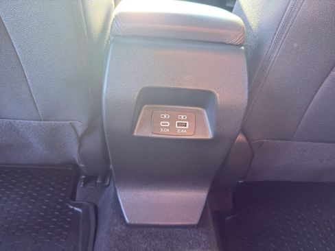 Used 2024 Subaru Crosstrek 2.5i Wilderness image 32