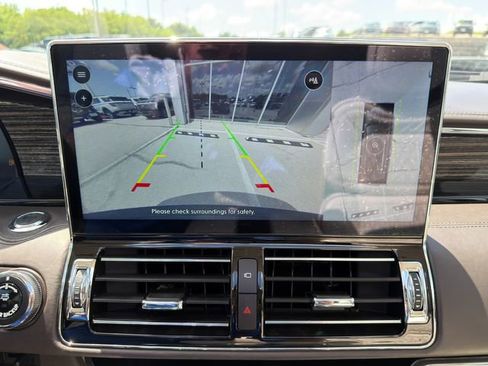 Used 2023 Lincoln Navigator Black Label AWD/4WD image 27