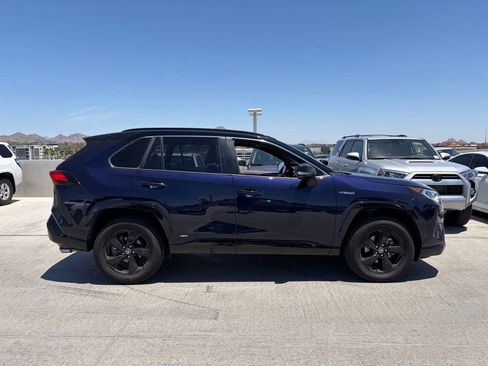 Used 2020 Toyota RAV4 XSE AWD/4WD image 3
