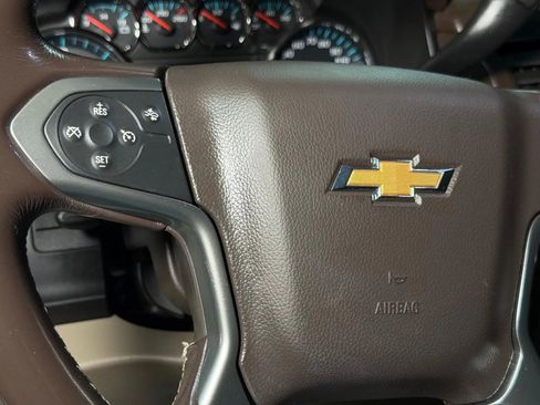 Used 2018 Chevrolet Suburban LT w/ Max Trailering Package AWD/4WD image 34