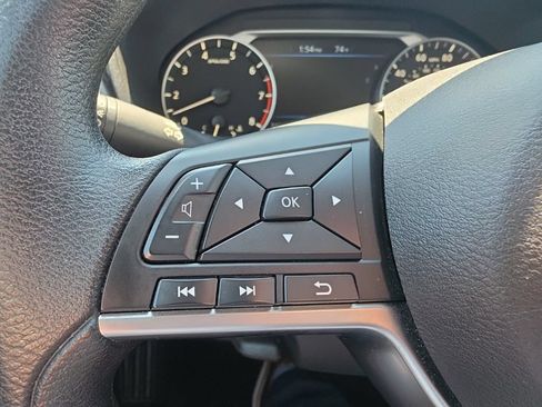 Used 2025 Nissan Altima 2.5 SV FWD image 17