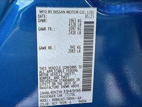 Used 2025 Nissan Altima 2.5 SV FWD image 18