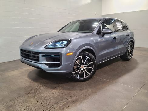 New 2026 Porsche Cayenne AWD/4WD image 1