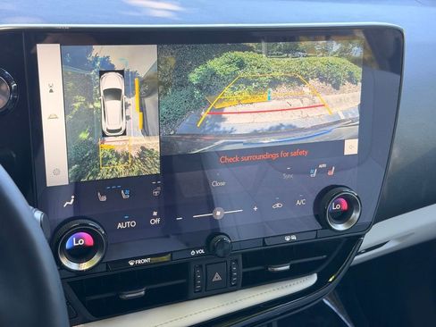 Used 2025 Lexus NX 350h AWD w/ Cold Area Package image 32