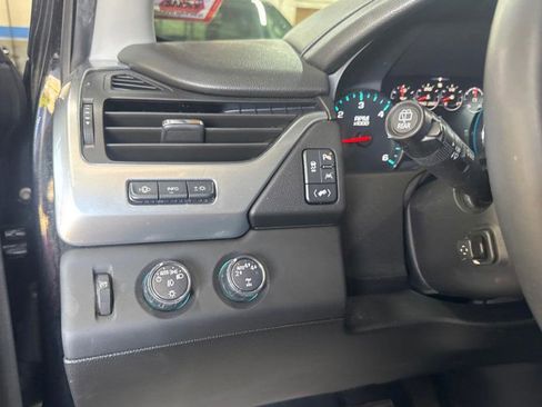 Used 2017 Chevrolet Tahoe Premier AWD/4WD image 16