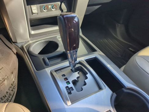 Used 2018 Toyota 4Runner Limited image 27