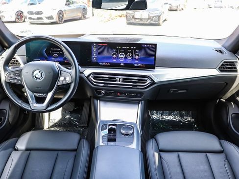 Used 2023 BMW i4 eDrive40 RWD image 12