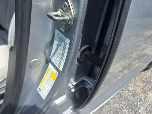 Used 2019 Honda Accord LX image 33