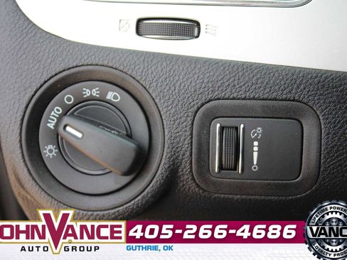 Used 2020 Dodge Journey SE w/ Blacktop Package image 28