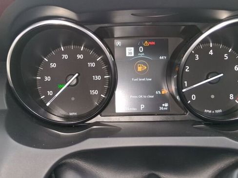 Used 2018 Land Rover Range Rover Evoque Autobiography image 32